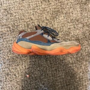Yeezy 500 “Enflame” size 10.5